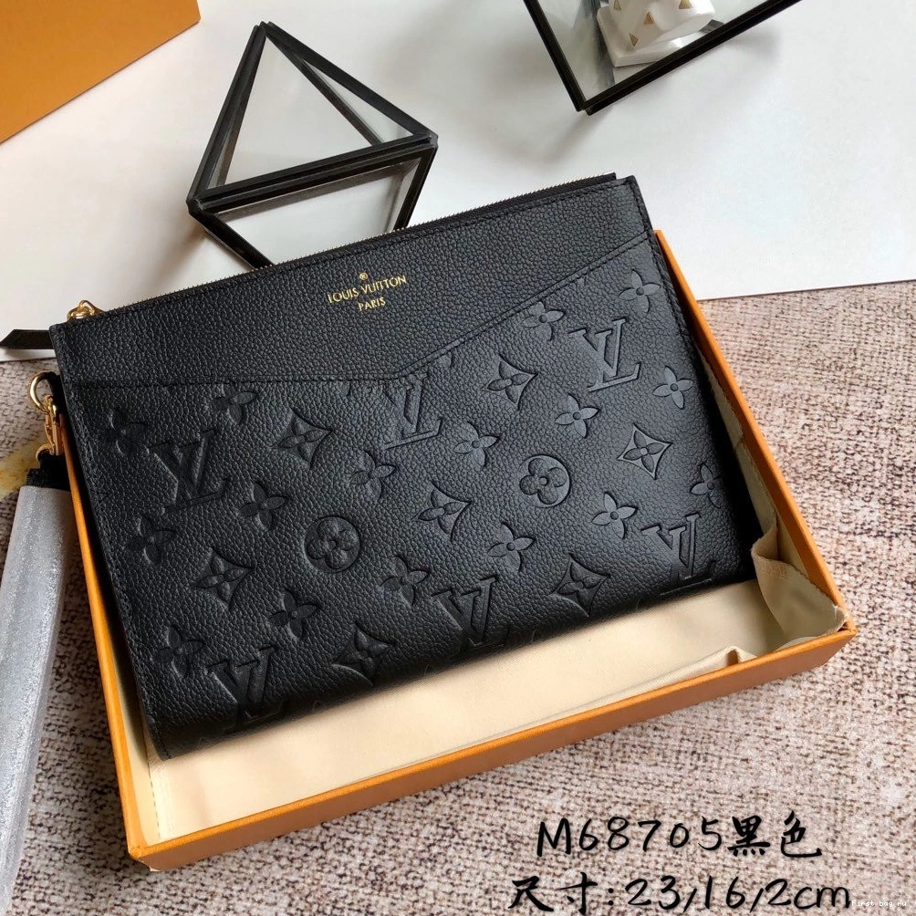 Frstbag ru MÉLANIE LOUIS MM VUITTON POCHETTE 0724